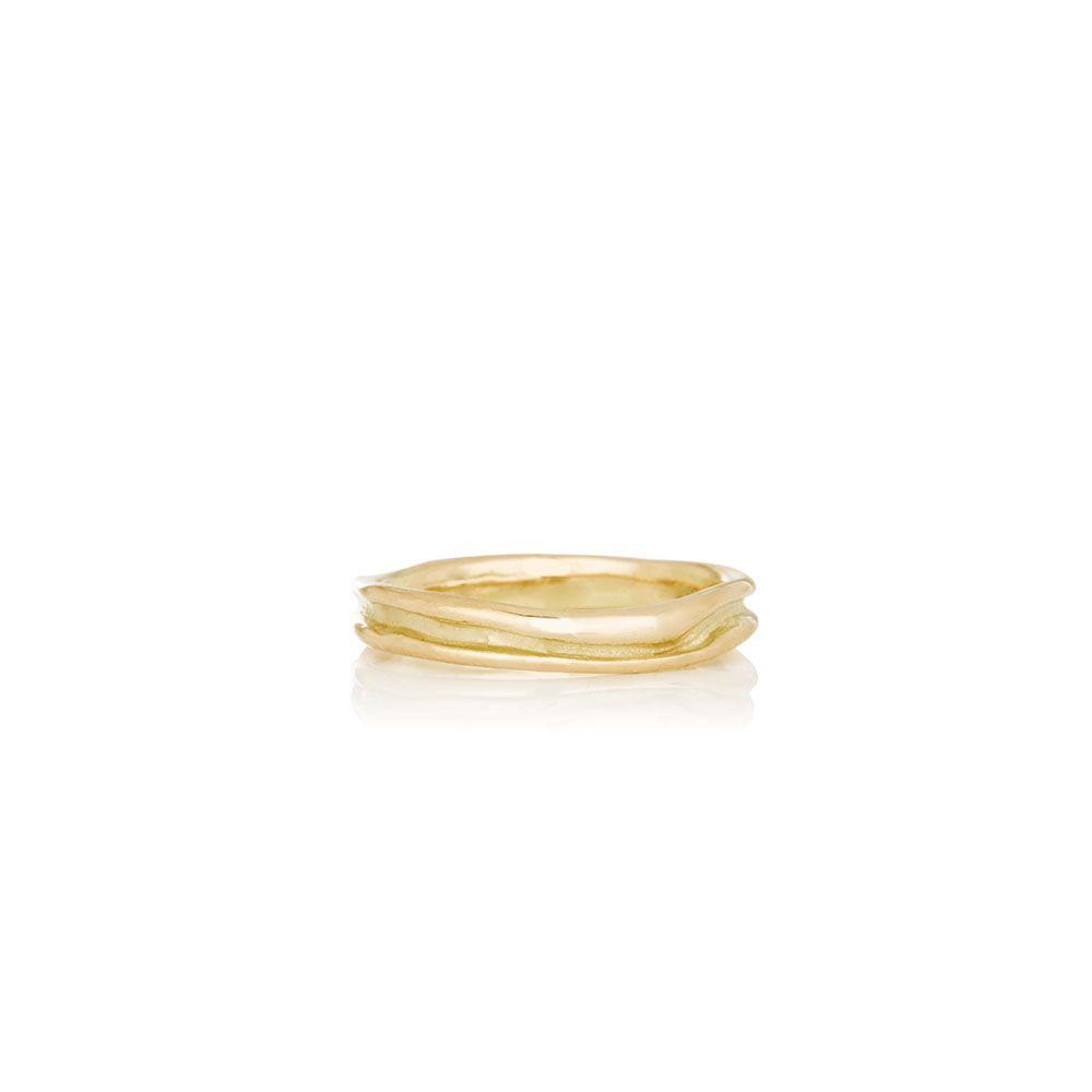 Women's solid gold ring - WATERWAY